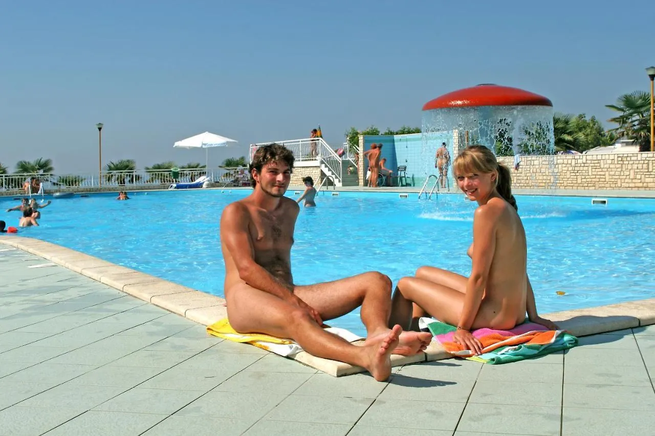 Lyxtält Easyatent Fkk Safari Tent Ulika Naturist - Clothes Free Poreč