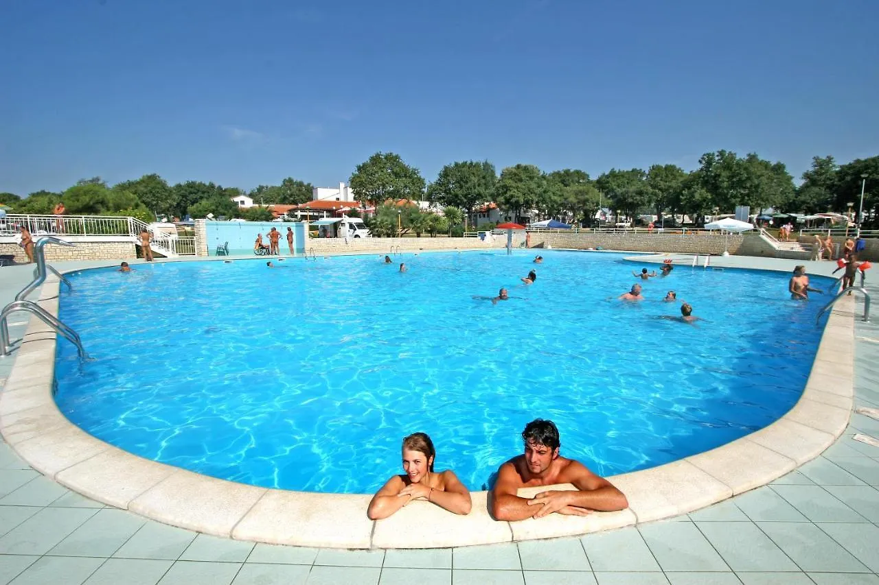 Easyatent Fkk Safari Tent Ulika Naturist - Clothes Free Poreč
